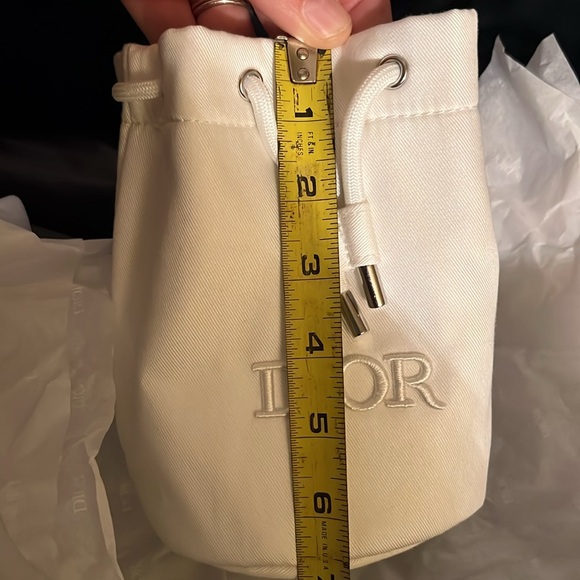 Dior White Drawstring Cosmetic Beauty Bag - Picture 7 of 7